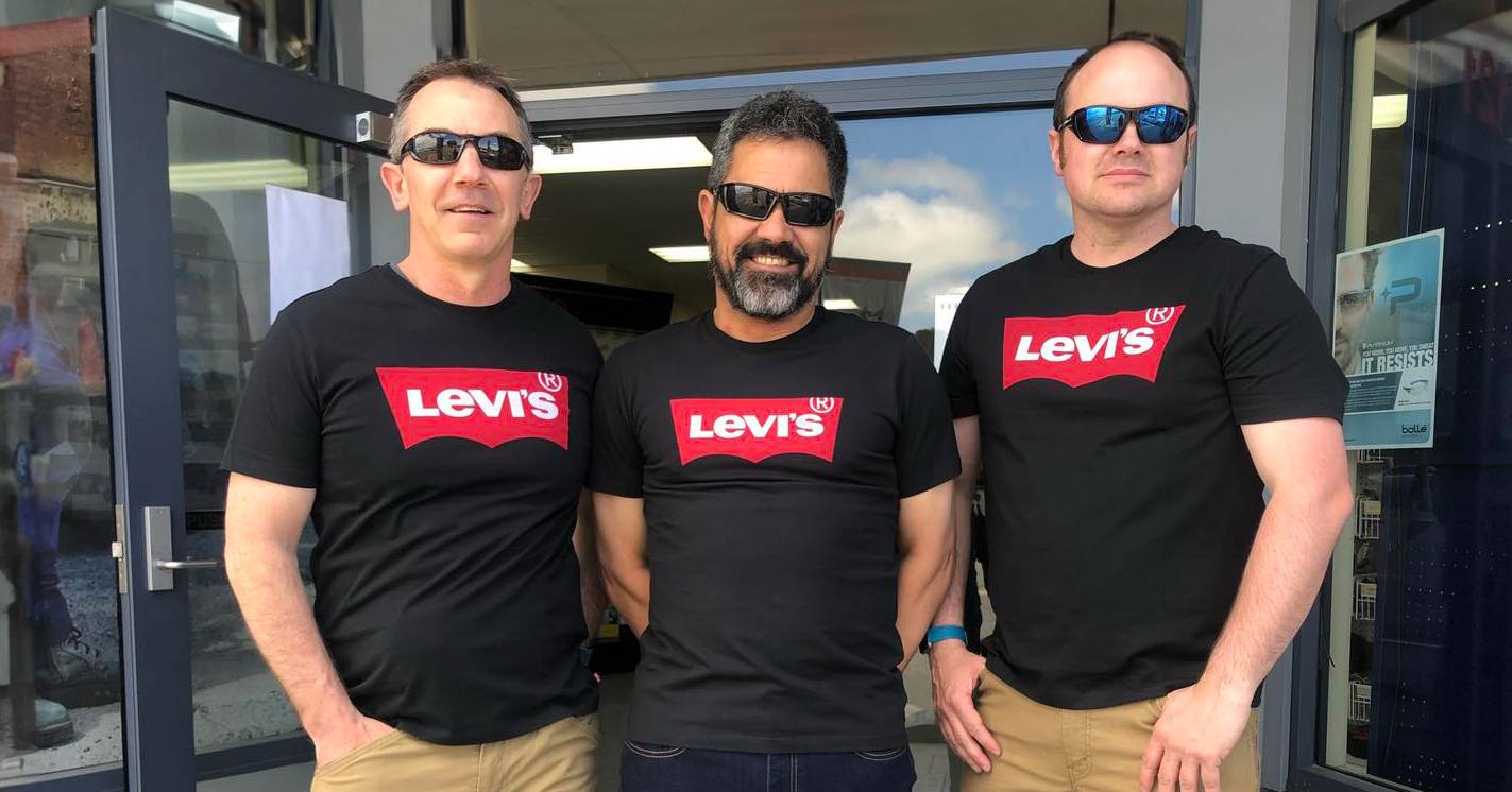 The Crew From Safety 1St Nz Invercargill Wearing Sunglasses And Levis Tees