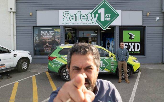 Safety1st-NZ-image-of-shop-and-vehicle